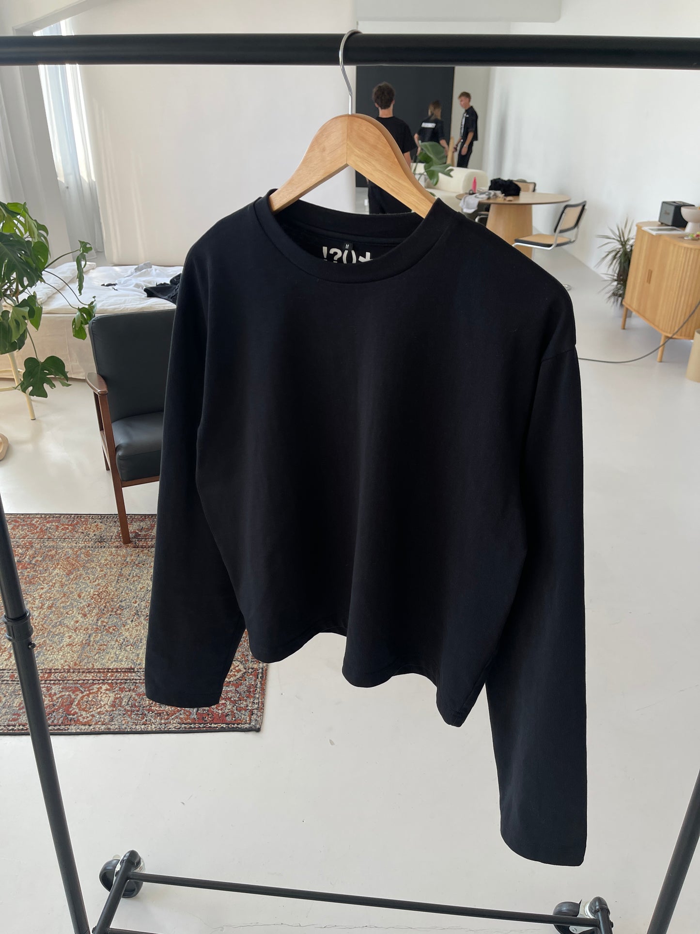 Longsleeve black